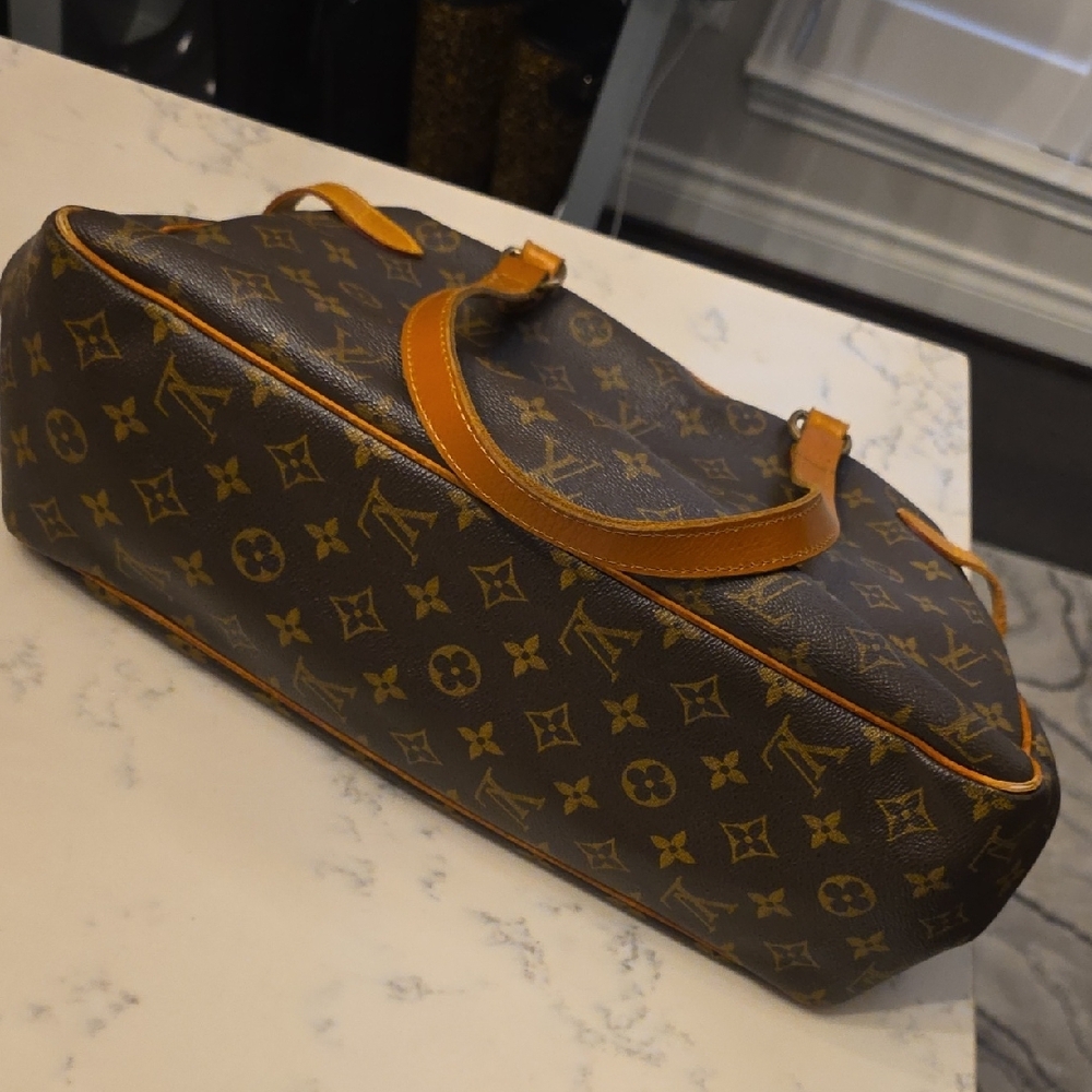 Louis Vuitton Brown and Tan Monogram Shoulder Bag - Picture 5 of 9
